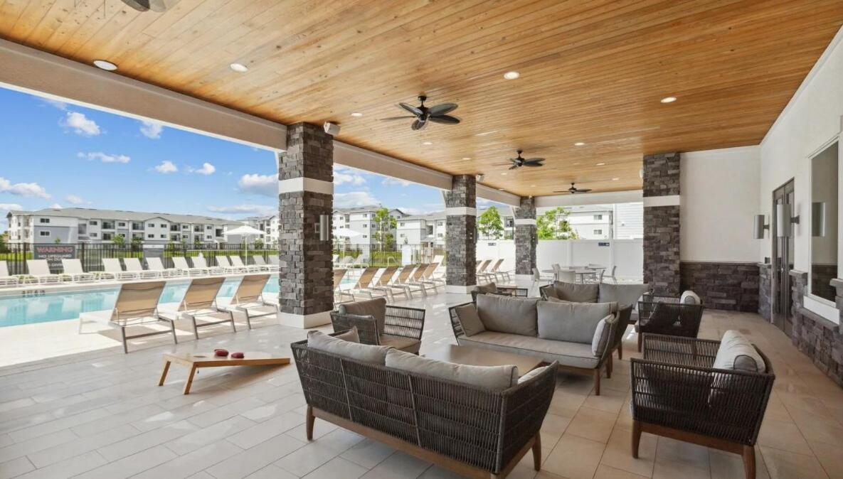 2B Balcony Lakeview-Fort Myers, Fl 아파트 외부 사진