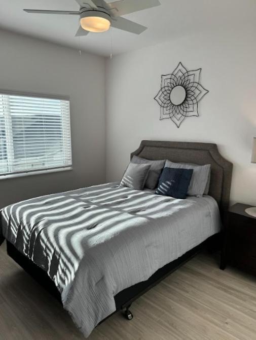 2B Balcony Lakeview-Fort Myers, Fl 아파트 외부 사진