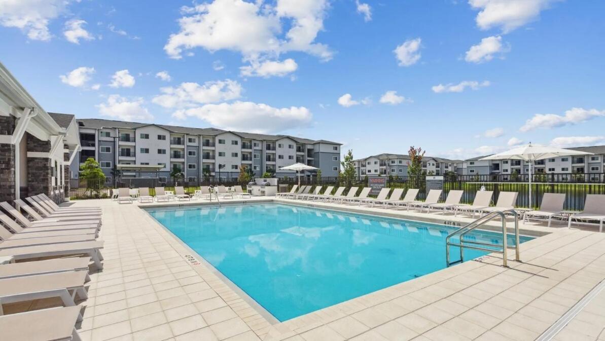 2B Balcony Lakeview-Fort Myers, Fl 아파트 외부 사진