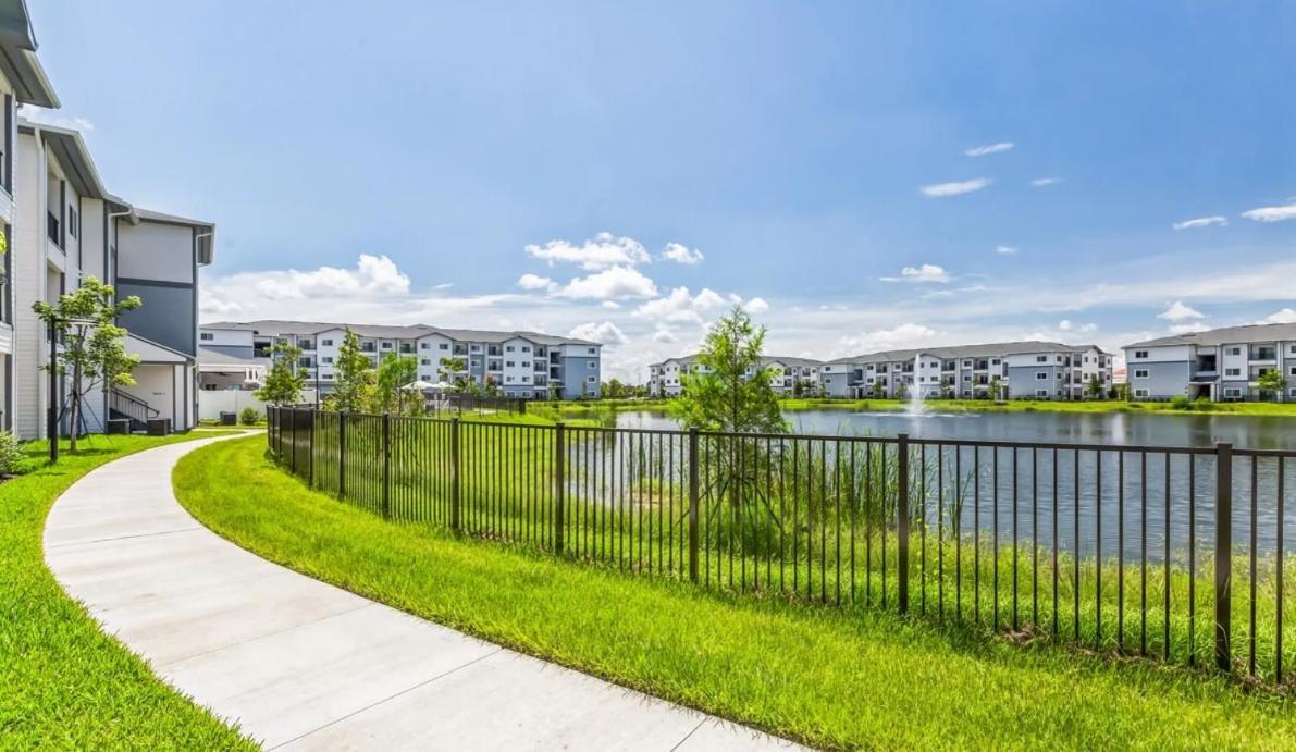 2B Balcony Lakeview-Fort Myers, Fl 아파트 외부 사진